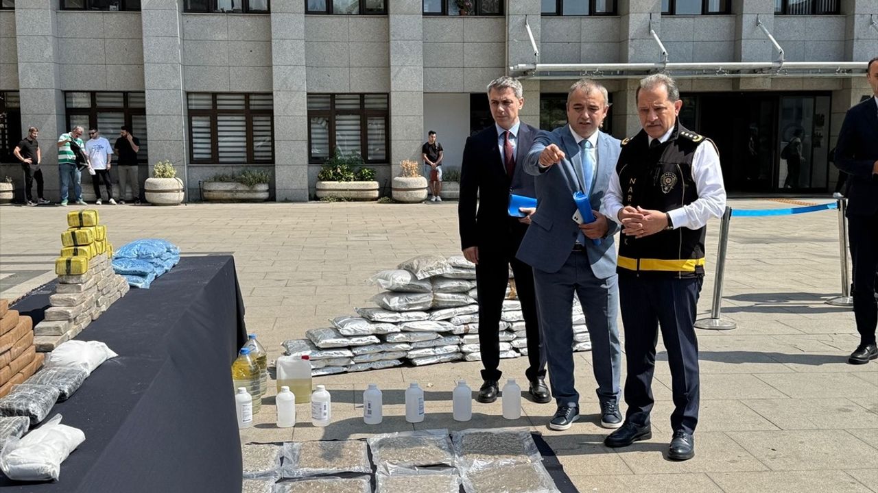 İstanbul'da Uyuşturucu Operasyonlarında 20 Tutuklama