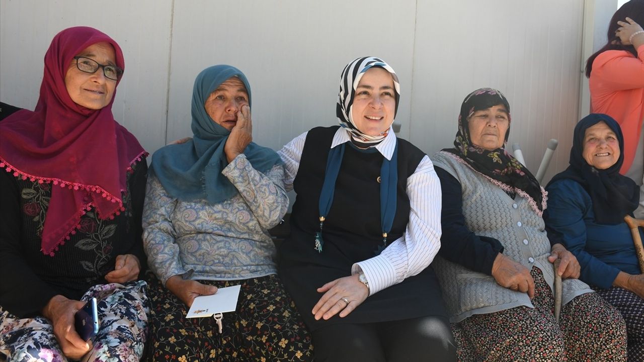 Kadınların Siyasi Hayattaki Rolü Artıyor