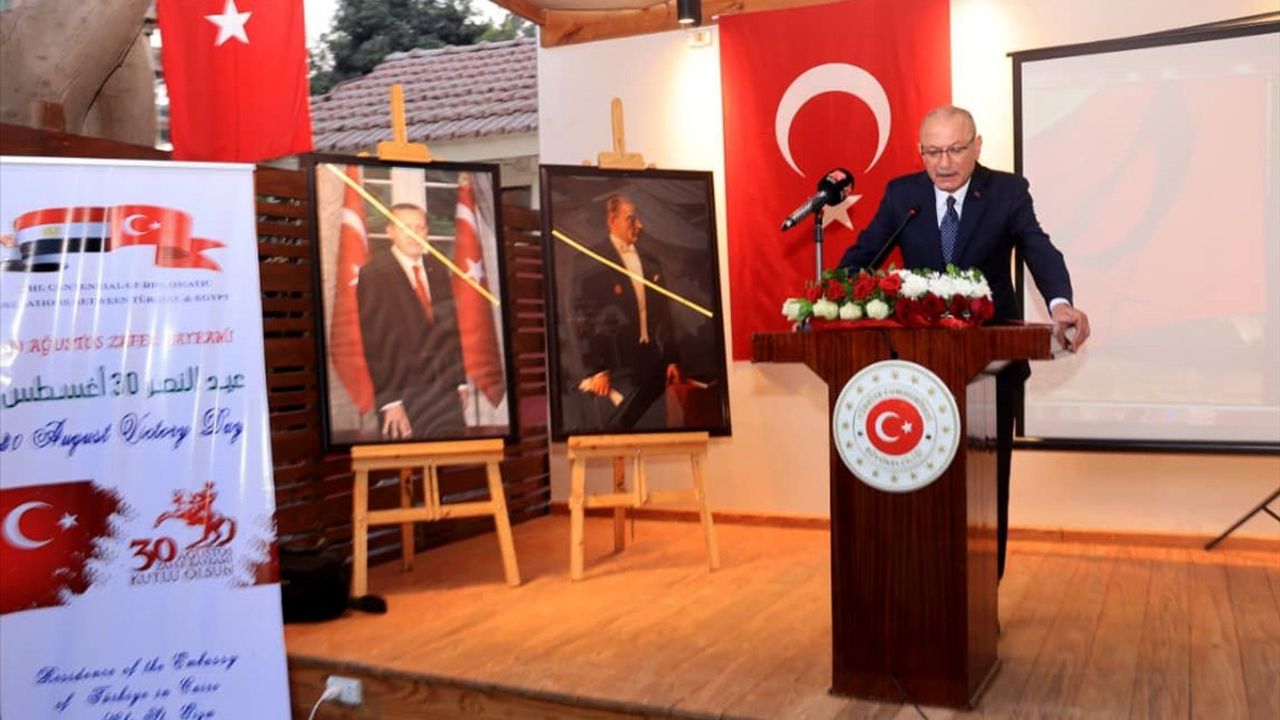 Kahire'de 30 Ağustos Zafer Bayramı Coşkusu