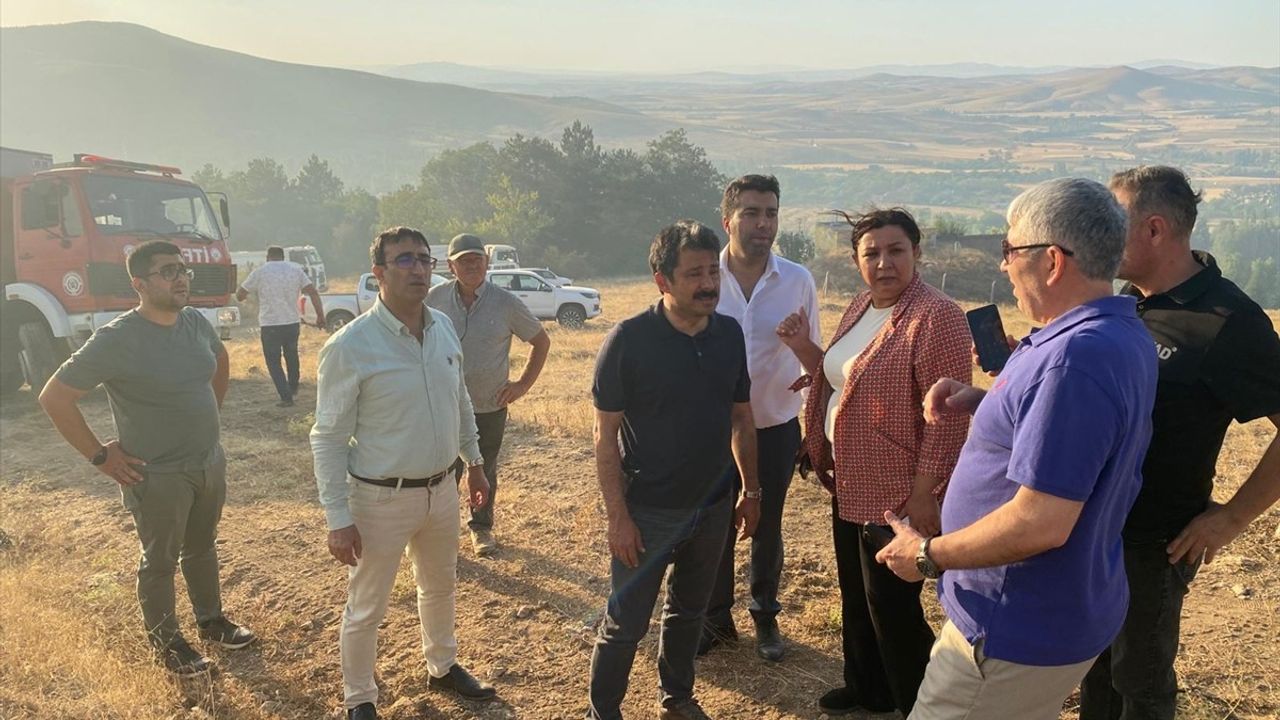 Kaman'daki Merada Yangın Mücadelesi