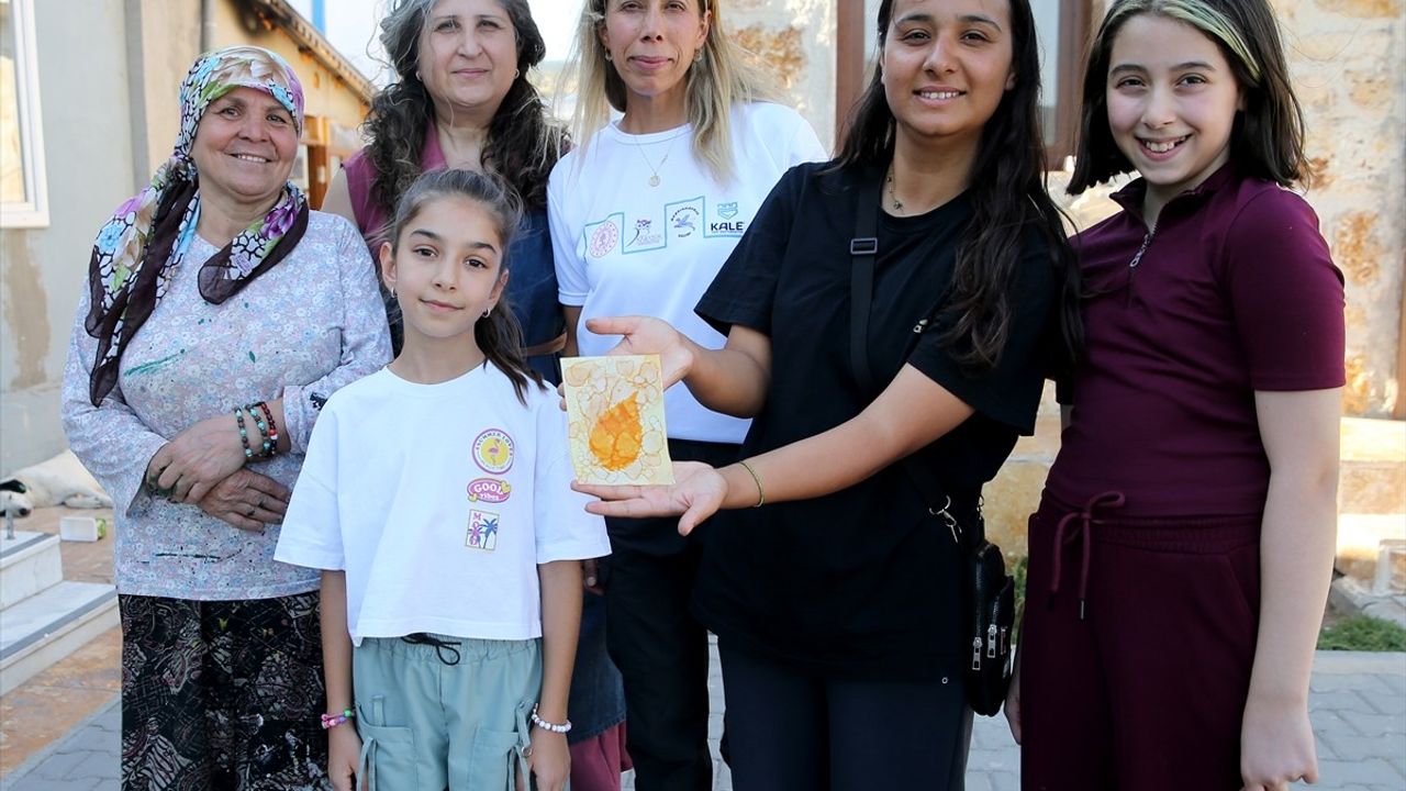 Karabük'te Uluslararası Sanat Terapisi Çalıştayı Gerçekleştirildi