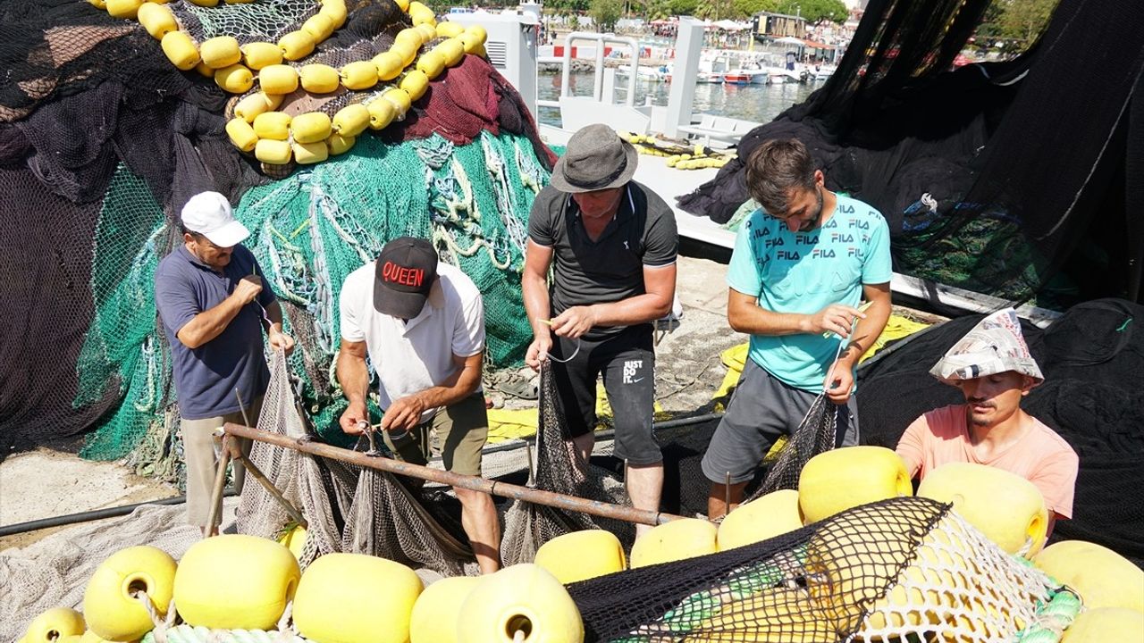 Karadenizli Tayfalar Tekirdağ'da Yeni Sezonda Balık Peşinde