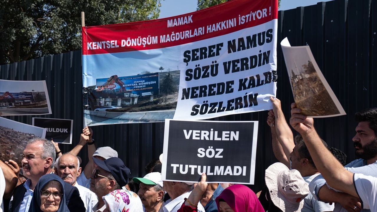 Mamak'ta Kentsel Dönüşüm Mağdurları Açıklama Yaptı