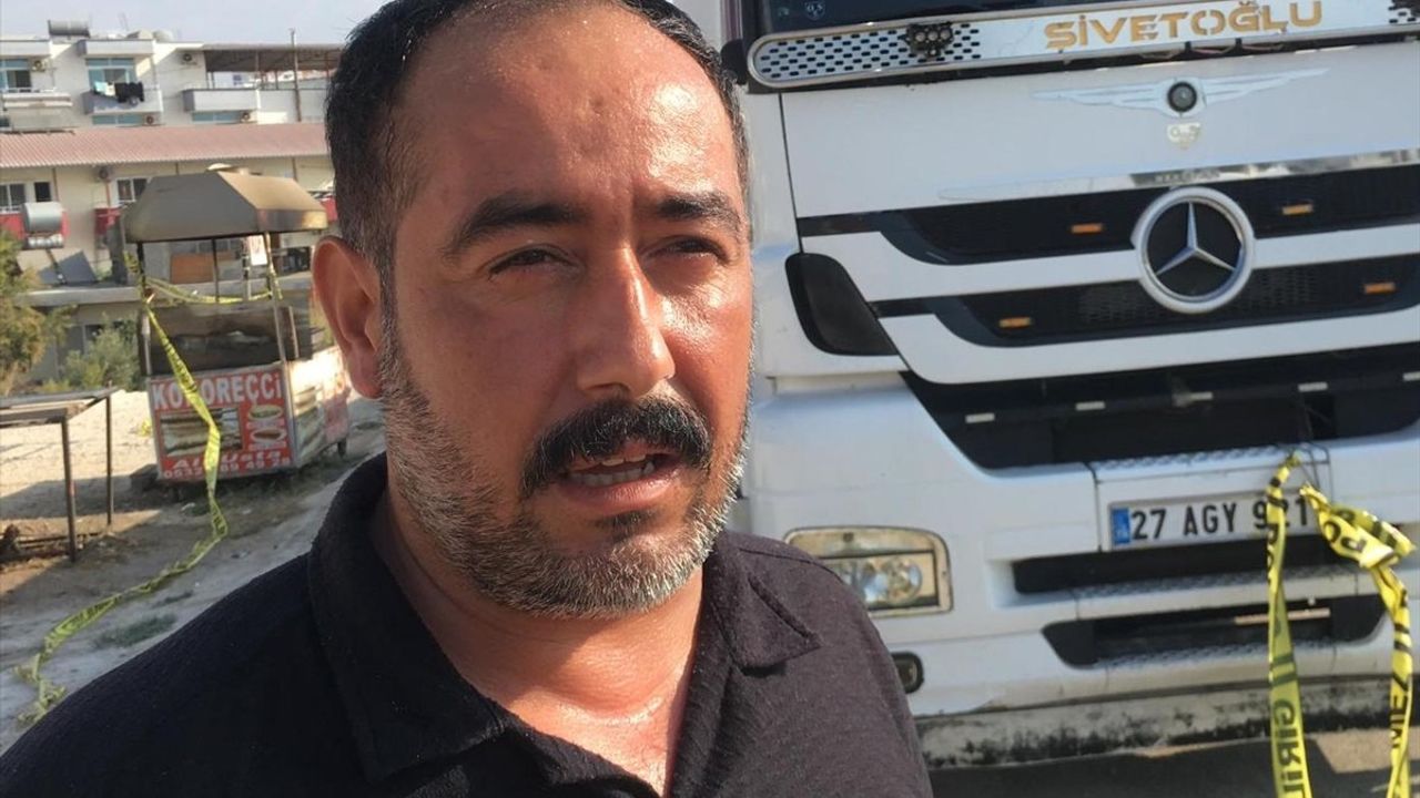 Mersin'de Minibüs ve Tır Kazası: 1 Çocuk 2 Ölü, 10 Yaralı