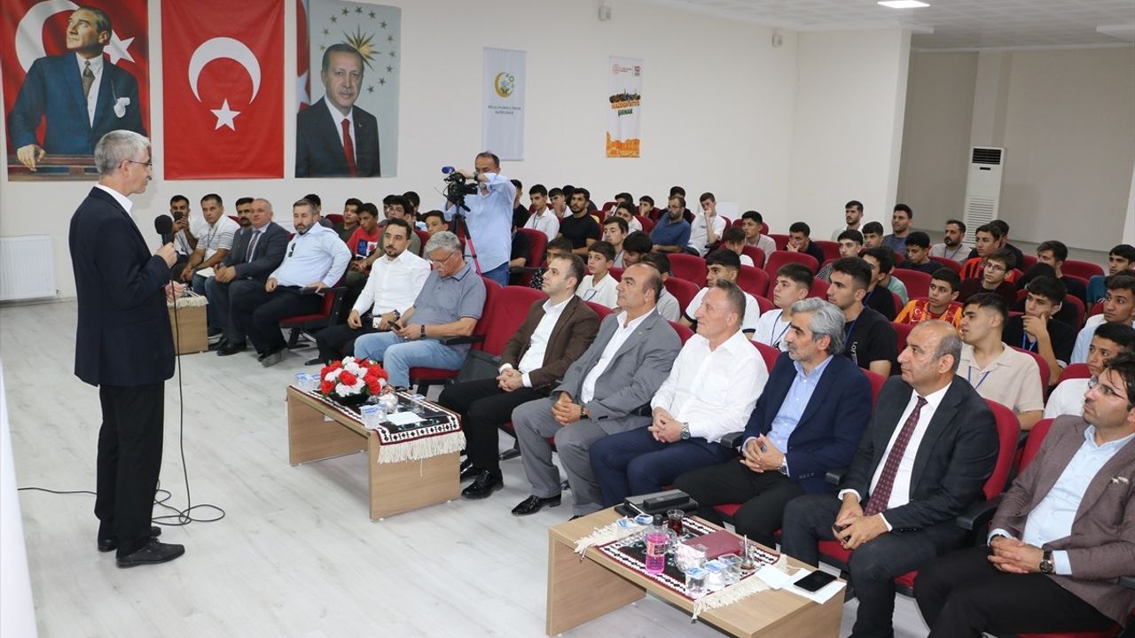 Milli Eğitim Bakan Yardımcısı Yılmaz, Şırnak'ta Önemli Temaslarda Bulundu