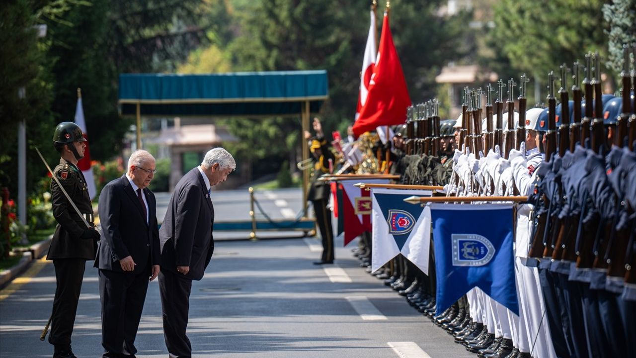 Milli Savunma Bakanı Güler, Japon Mevkidaşı Nakatani ile Görüştü