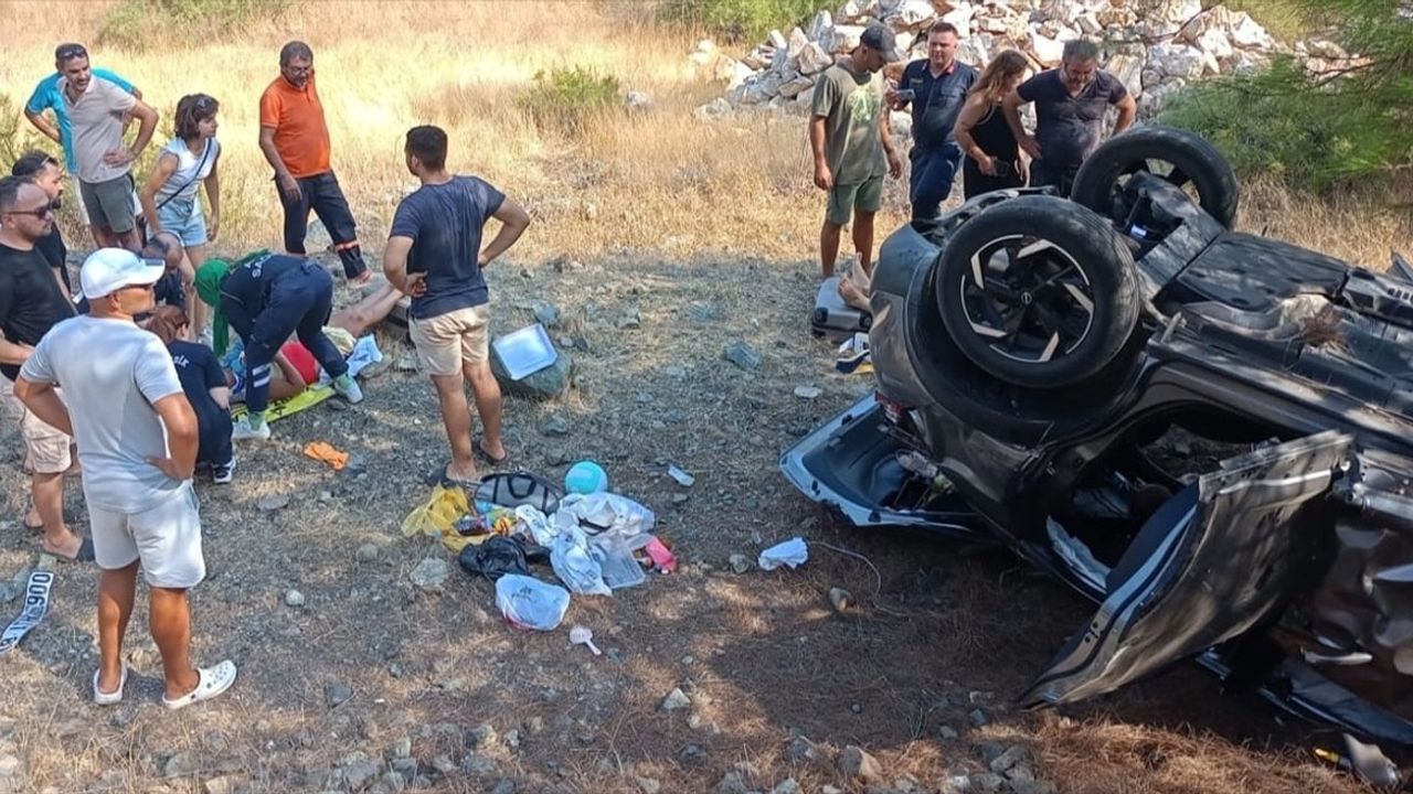 Muğla'da İki Araç Kaza Yaptı: 5 Yaralı