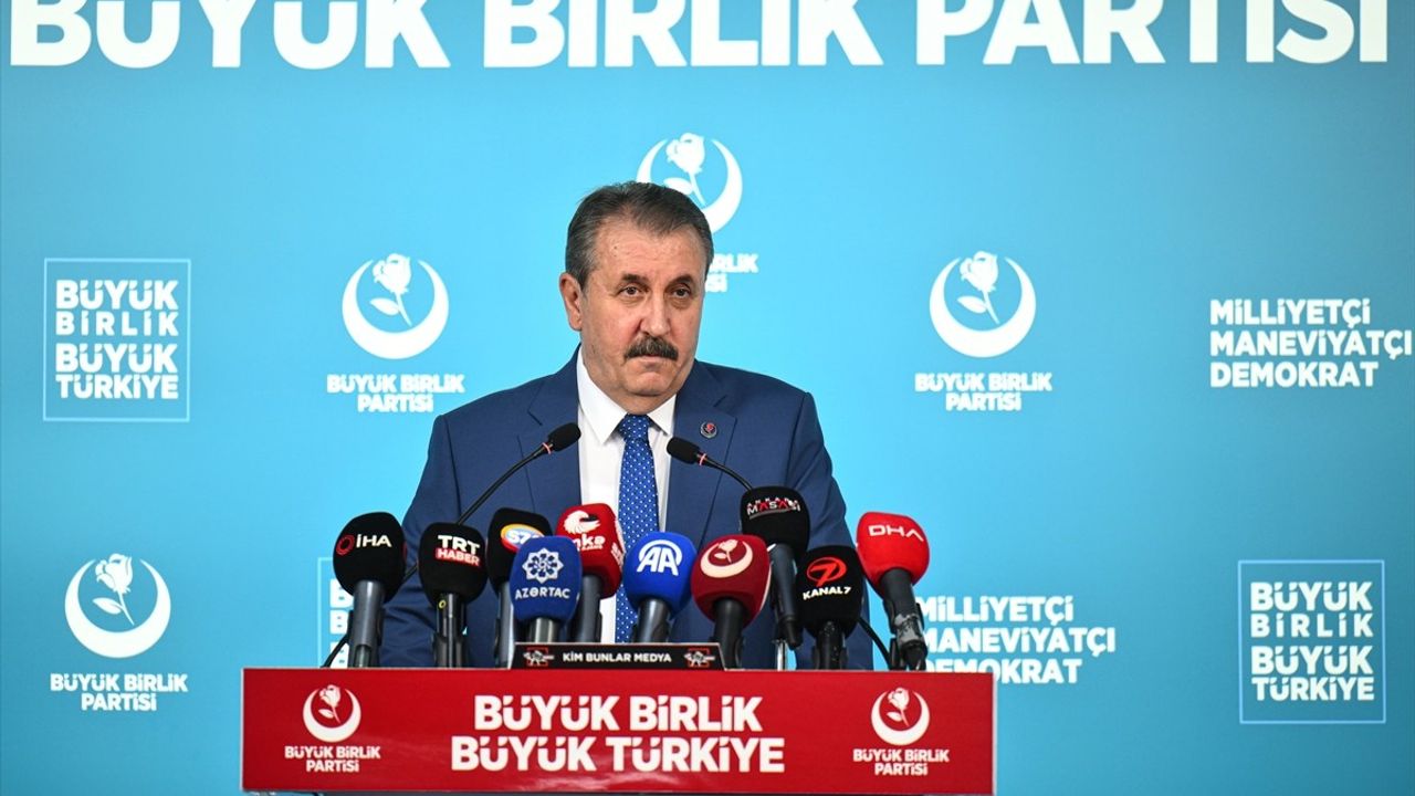 Mustafa Destici'den Orman Yangınları ve Kamu Çalışanlarının Toplu Sözleşmesi Açıklamaları