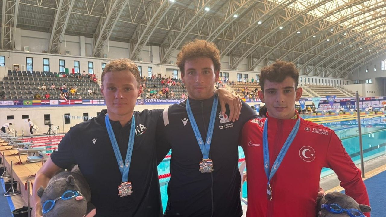 Özel Sporcular Otizm ve Mental Yüzme Takımı'ndan Tayland'da Büyük Başarı