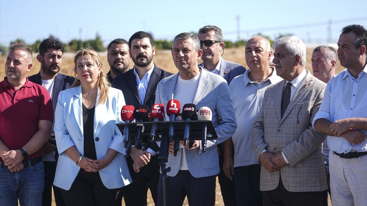 Özgür Özel'den Ekrem İmamoğlu'na Destek Ziyareti