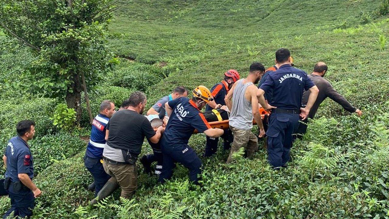 Rize'de İlkel Teleferik Kazası