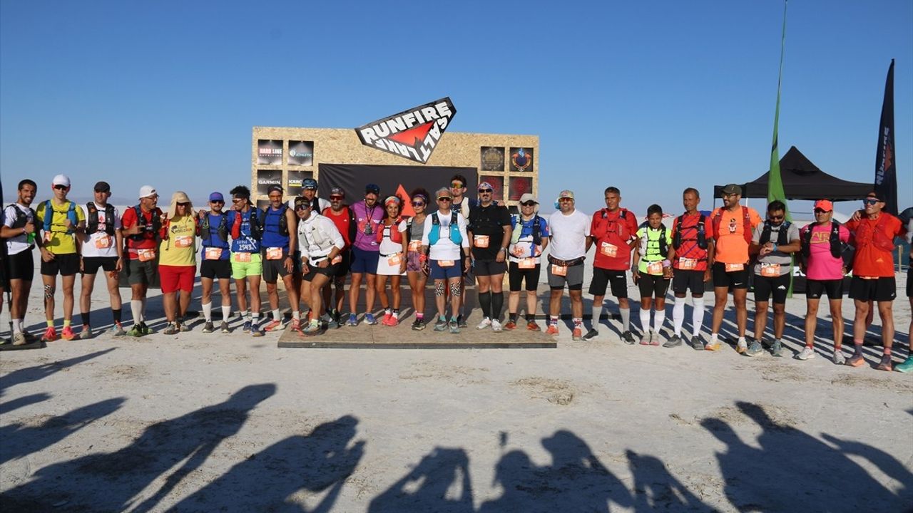 Runfire Salt Lake Ultra Trail Maratonu Tuz Gölü'nde başladı