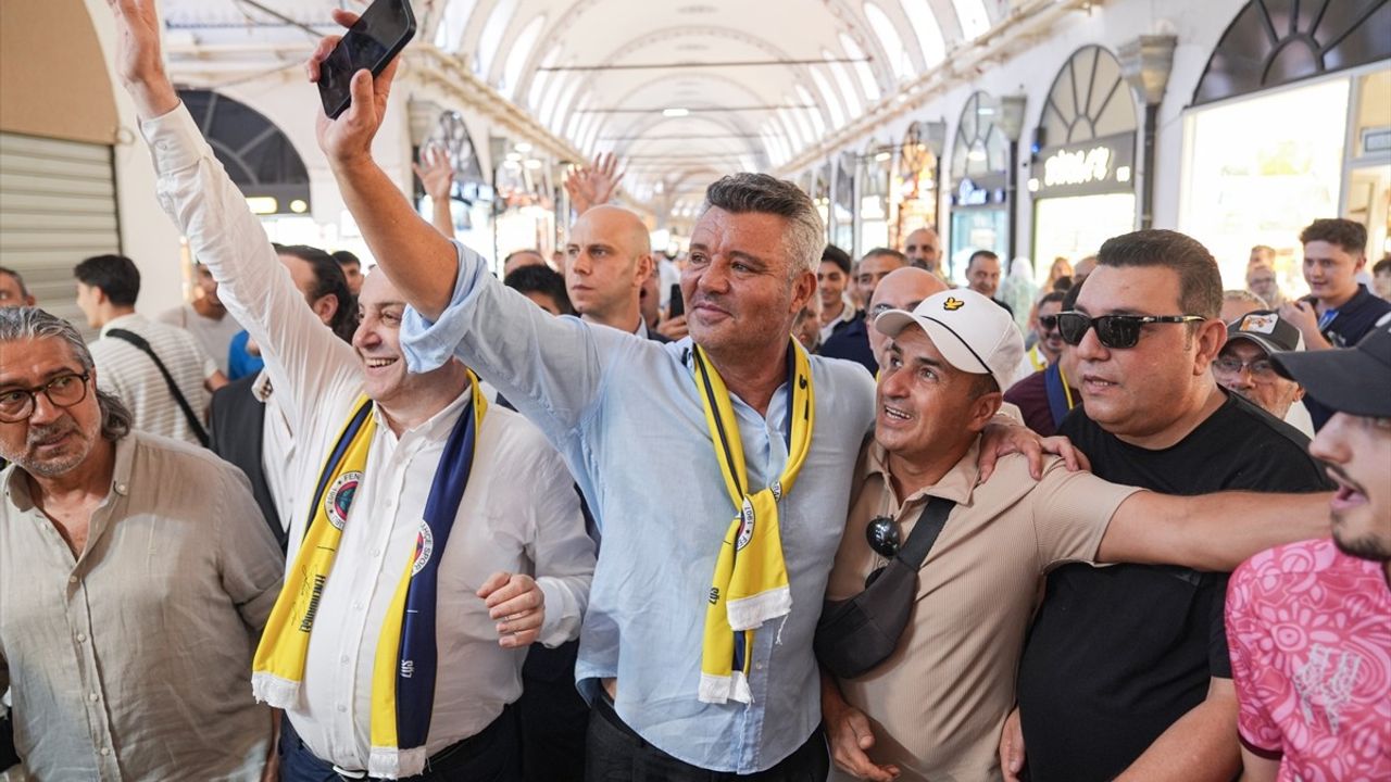 Sadettin Saran Kapalıçarşı Esnafıyla Buluştu
