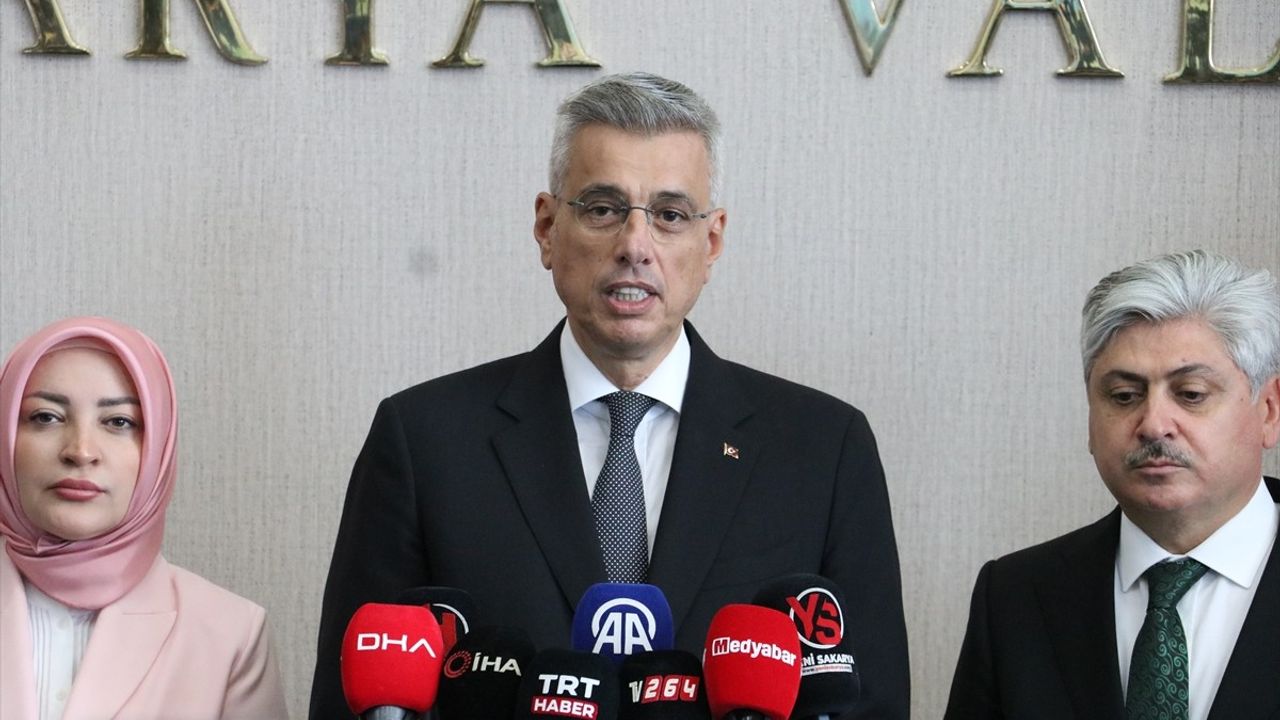 Sağlık Bakanı Memişoğlu Sakarya'da Çocuklar İçin Adalet Çağrısında Bulundu