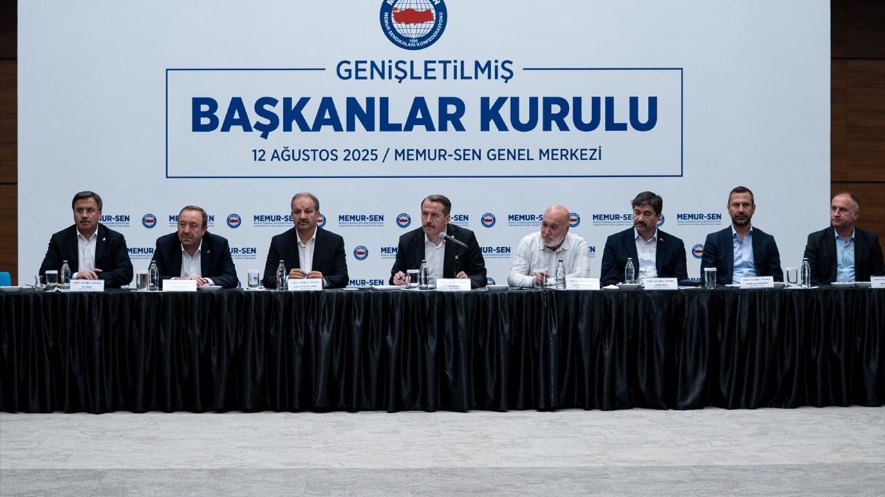 Sağlık-Sen'den Kamu İşveren Heyetine Tepki: Zam Teklifi Yetersiz