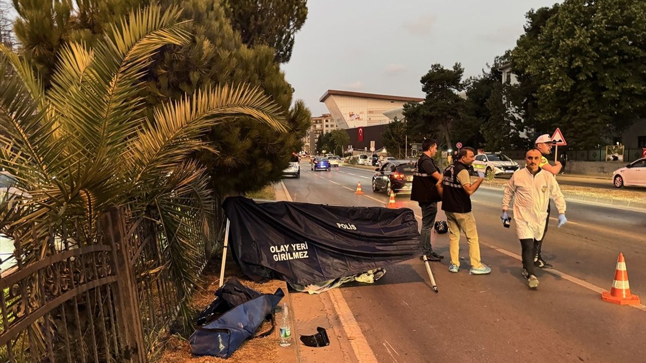 Samsun'da Motosiklet Kazası: Yaya Can Verdİ, Sürücü Yaralı