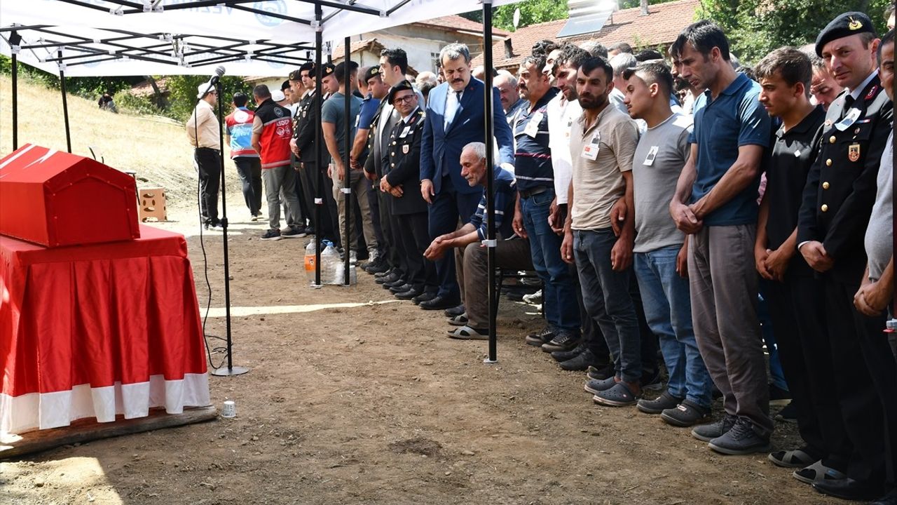 Samsun'da Şehit Uzman Çavuş Selami Acımaz Son Yolculuğuna Uğurlandı