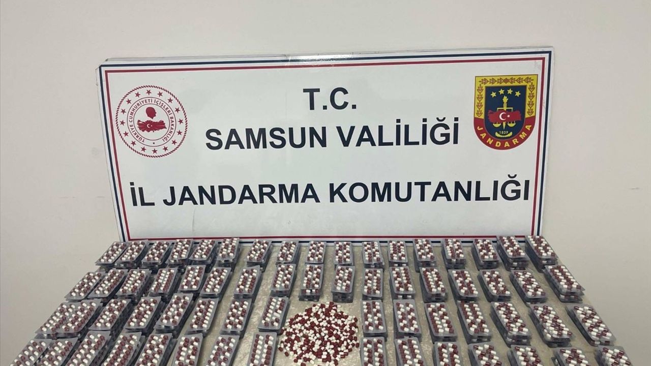 Samsun'da Uyuşturucu Operasyonunda 5 Bin 600 Hap Ele Geçirildi