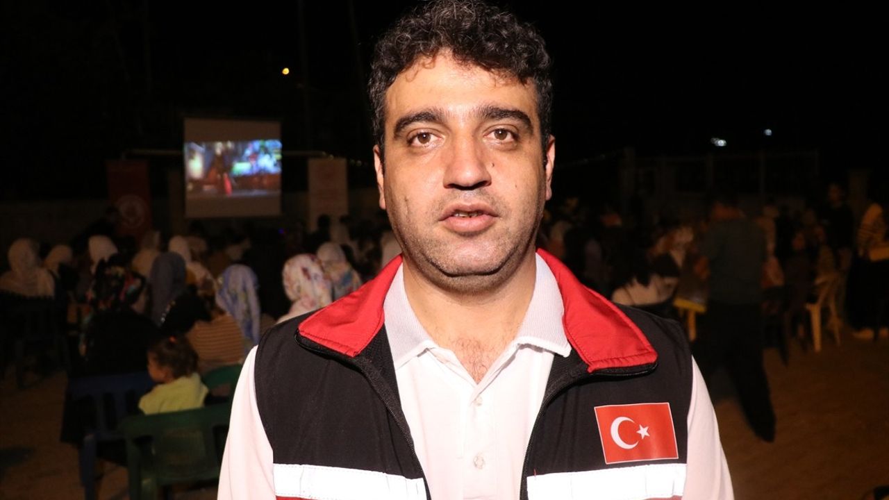 Siirt'te Yıldızların Altında Sinema Keyfi