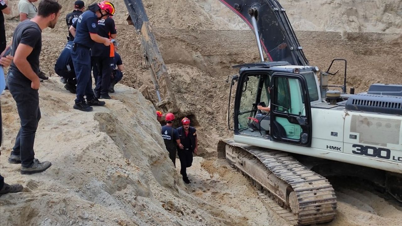 Silivri'de Kum Ocağındaki Göçükte Kayıp İşçi Bulundu