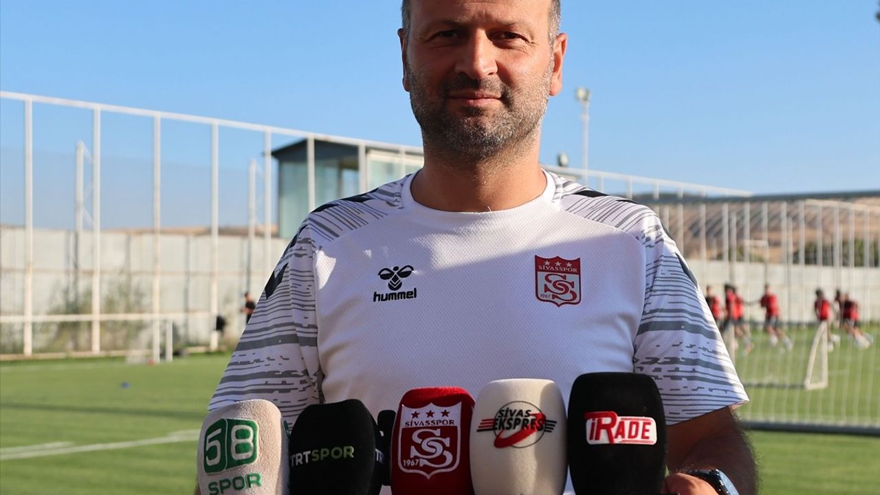Sivasspor'da Teknik Direktör Korkmaz Takıma Güveniyor
