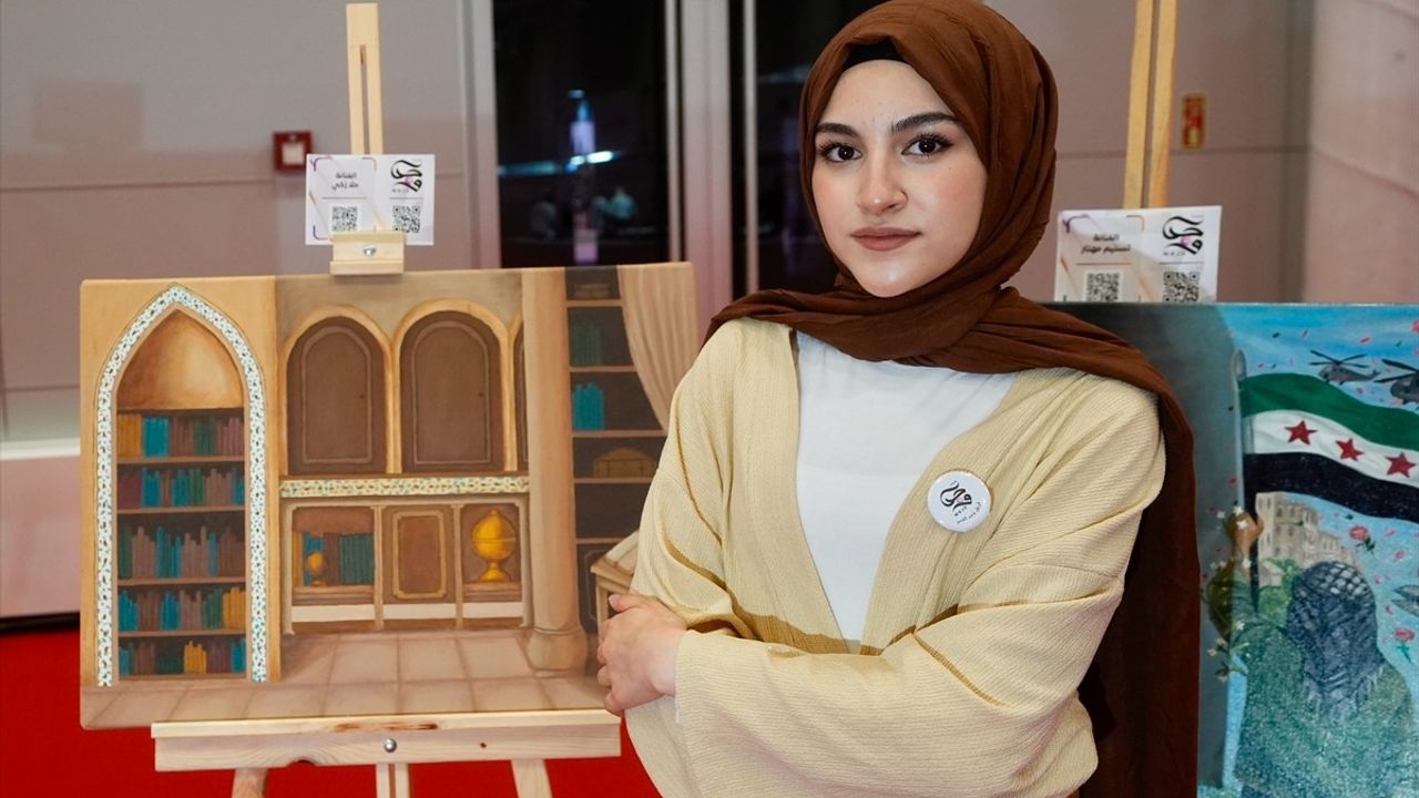 Suriyeli Genç Sanatçılardan İstanbul'da Sanat Rüzgarı