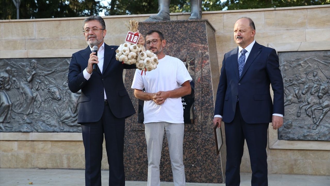 Tarım ve Orman Bakanı Yumaklı'dan Yangın Uyarısı ve Sarımsak Üretimi Vurgusu