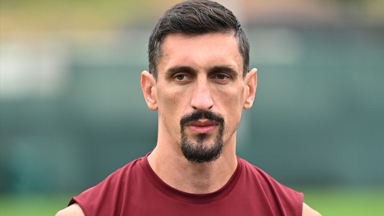 Trabzonspor'un Savunma Oyuncusu Savic'ten Açıklamalar