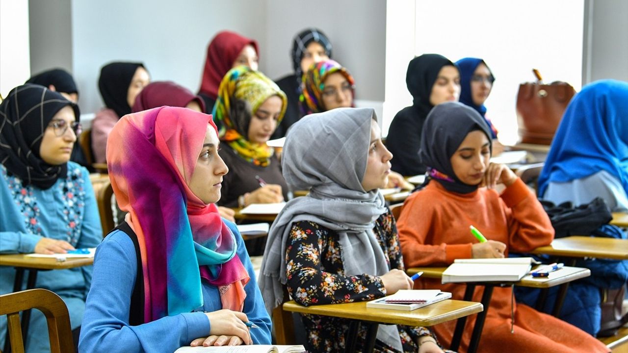 TÜRGEV'in Yükseköğretim Kız Öğrenci Yurtlarıyla Sağladığı Destek