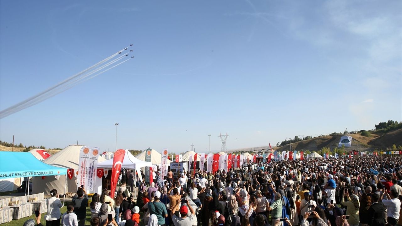Türk Yıldızları, Malazgirt Zaferi'nin 954. Yıl Dönümünü Kutladı