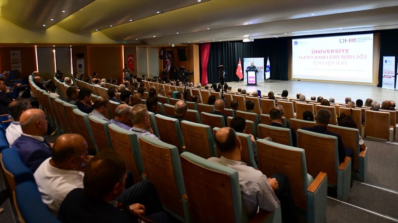 Van'da Üniversite Hastaneler Birliği Çalıştayı Düzenlendi