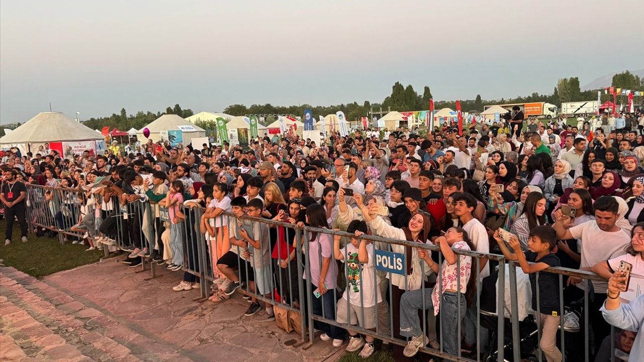 Yavuz Bingöl Malazgirt Zaferi'ni Kutladı