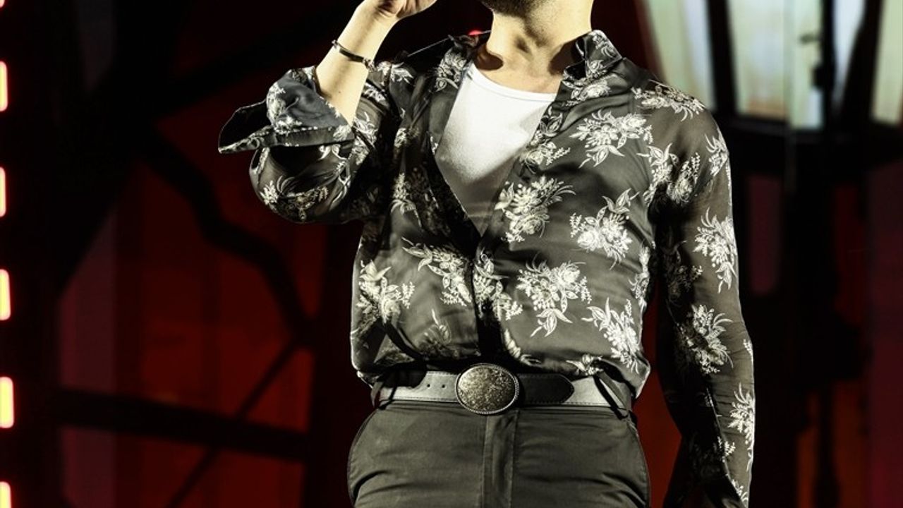 Yıldız Tilbe ve Semicenk İstanbul Festivali'nde Görkemli Bir Performans Sergiledi