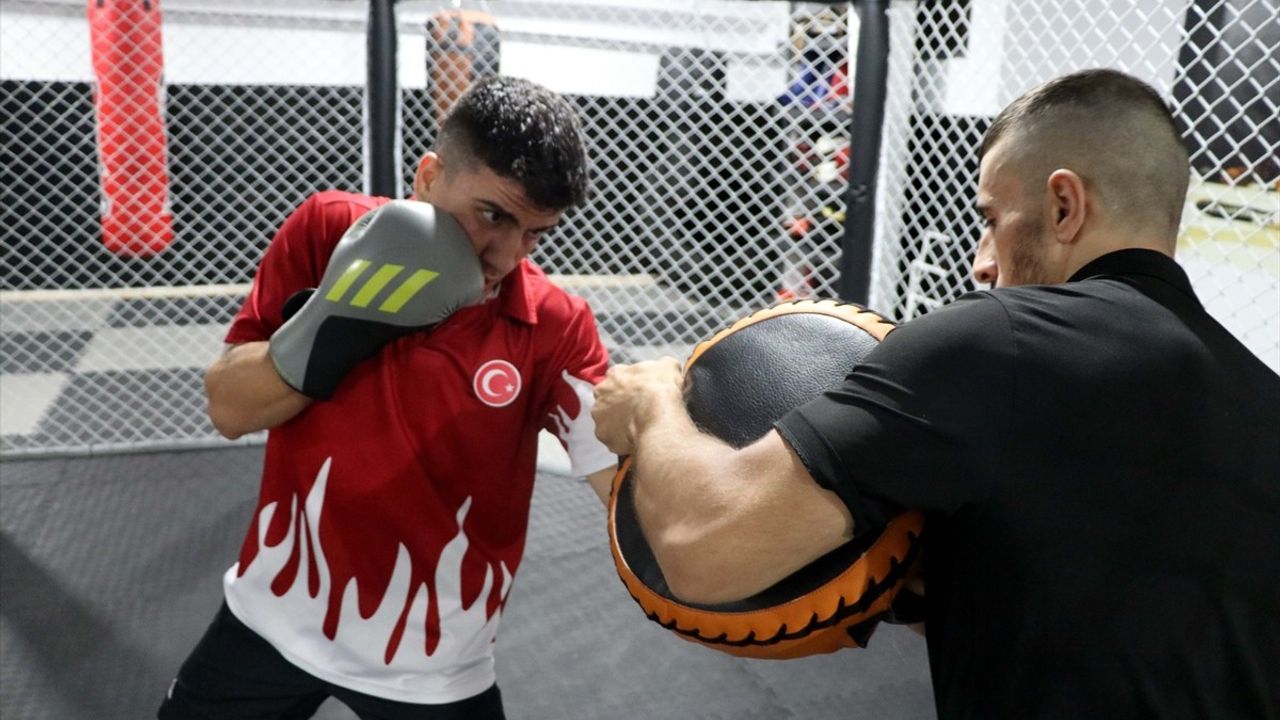Yusuf Eren Yıldırım: Nakavt Oranı Yüzde 89 İle Türkiye'nin Yenilmez Kick Boksçusu