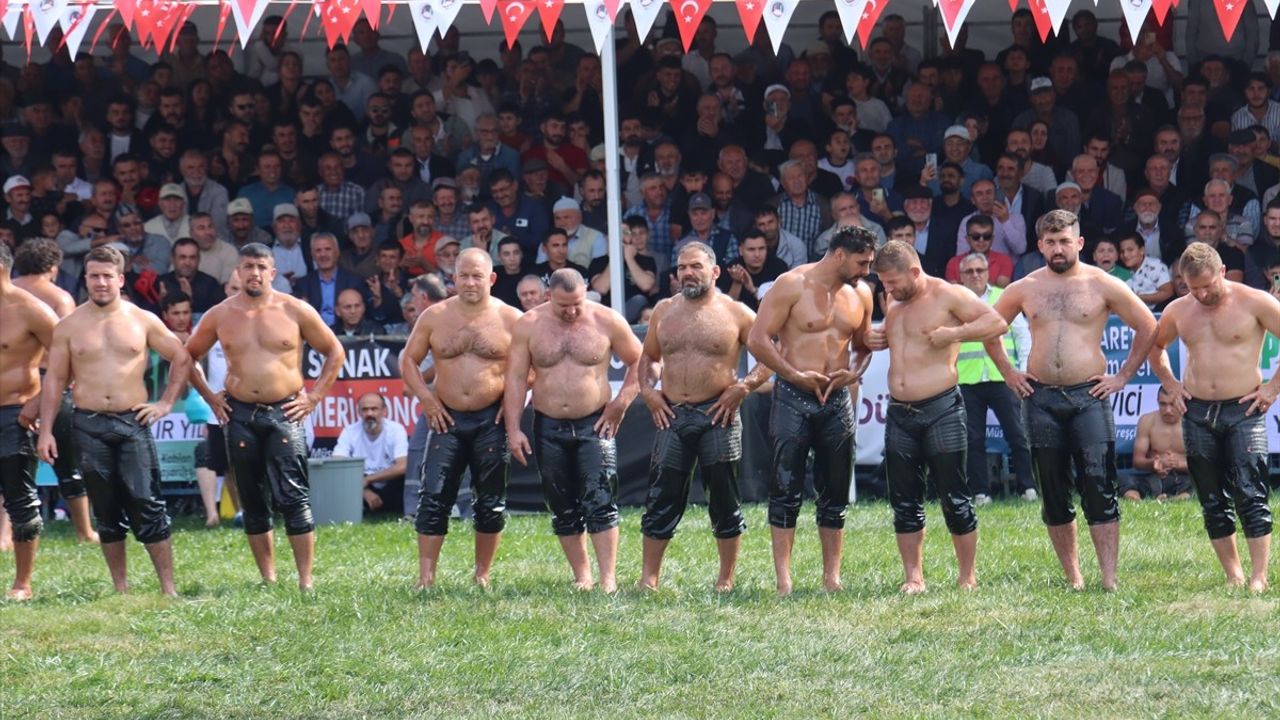 14. Geleneksel Sungurlu Yağlı Pehlivan Güreşleri Grand Finale ile Taçlandı