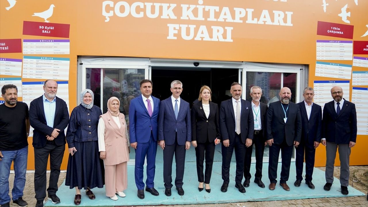 2. Uluslararası İstanbul Çocuk Kitapları Fuarı Rami Kütüphanesi'nde Başladı