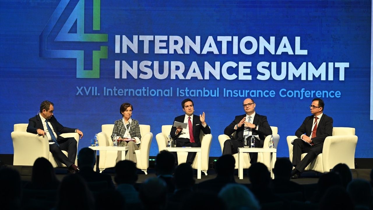 4. Uluslararası Sigorta Zirvesi'nde Dijital Dönüşüm
