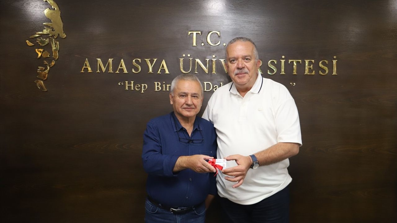 65 Yaşında Üniversite Öğrencisi: Faruk Cangül'ün Başarı Hikayesi
