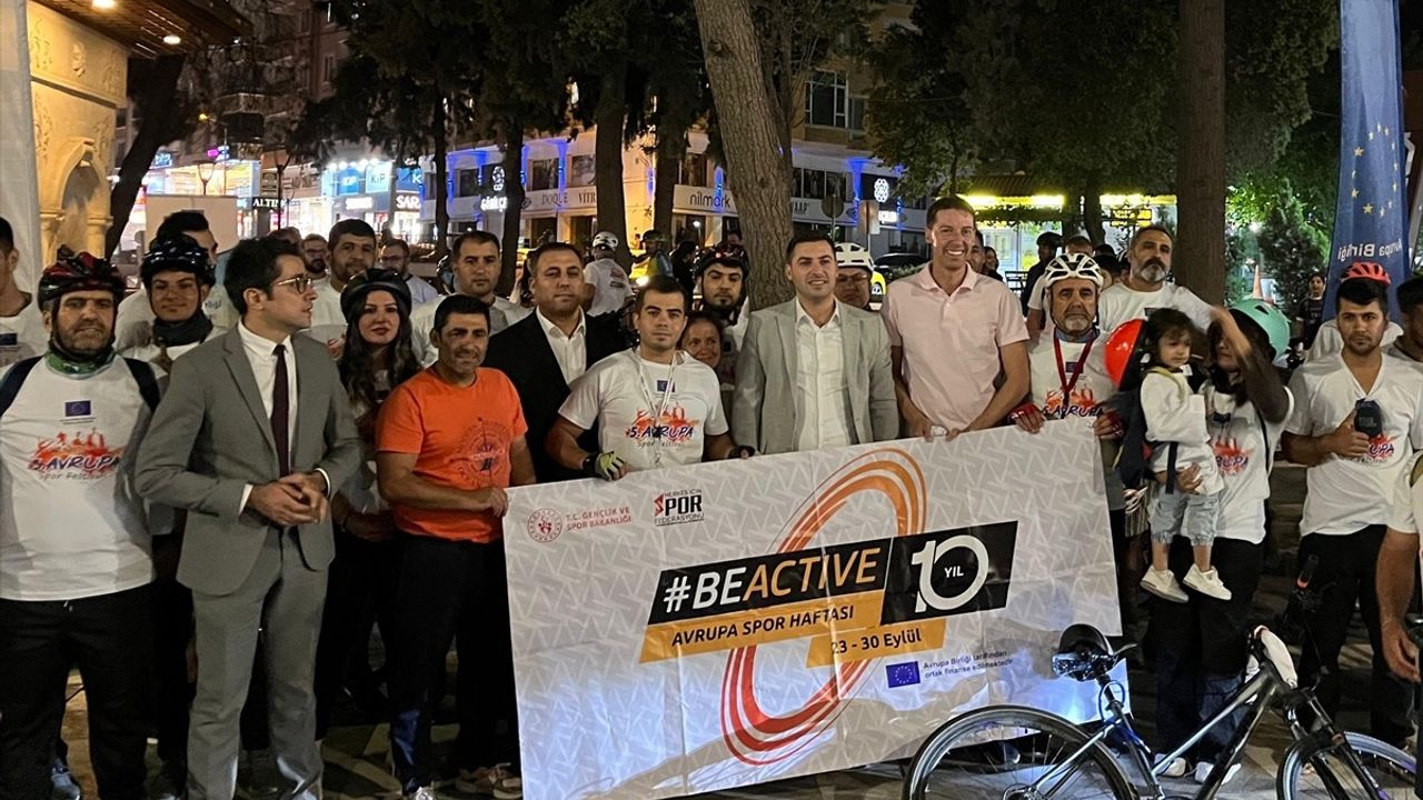 AB Türkiye Delegasyonu Maslahatgüzarı Şanlıurfa'da Bisiklet Turuna Katıldı