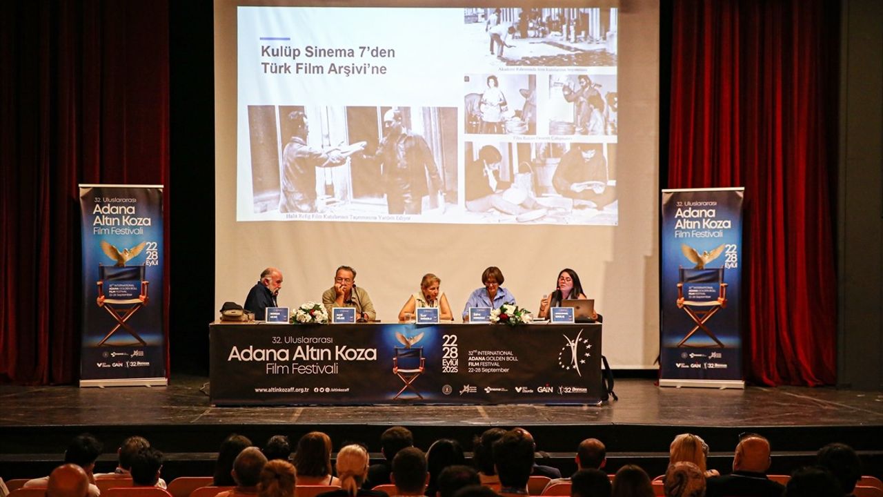 Adana Altın Koza Film Festivali'nde Prof. Sami Şekeroğlu Anıldı