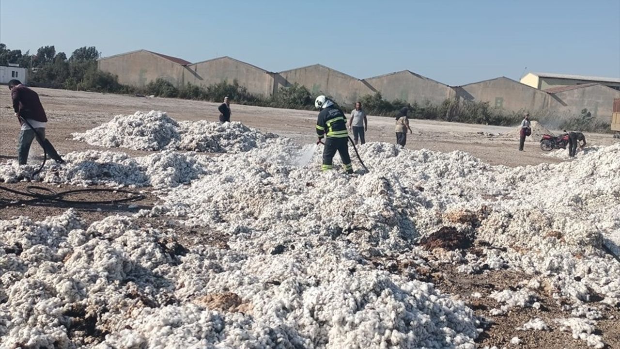 Adana'da Çırçır Fabrikası Deposunda Yangın Çıktı