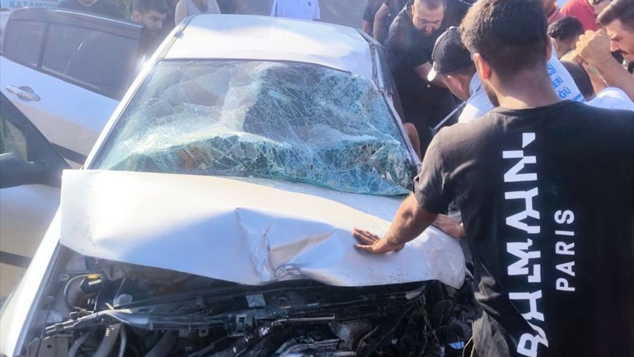 Adana'da Feci Kaza: 1 Ölü, 3 Yaralı