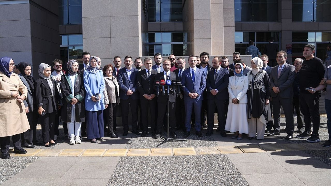 AK Parti İstanbul'dan CHP Liderine Suç Duyurusu