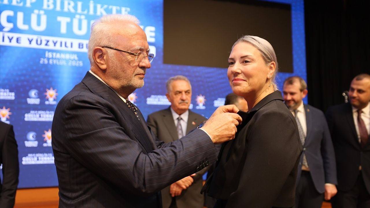 AK Parti İstanbul Değerlendirme Toplantısı: 1700 Programın Ardından