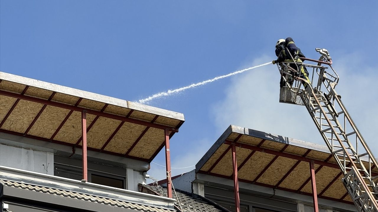 Alanya'daki İnşaat Alanında Yangın Çıktı