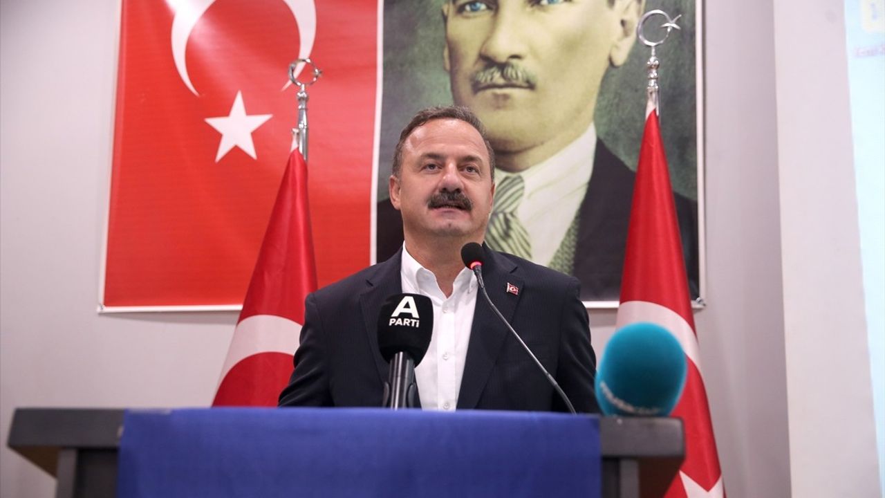 Anahtar Parti Genel Başkanı Yavuz Ağıralioğlu Muş'ta