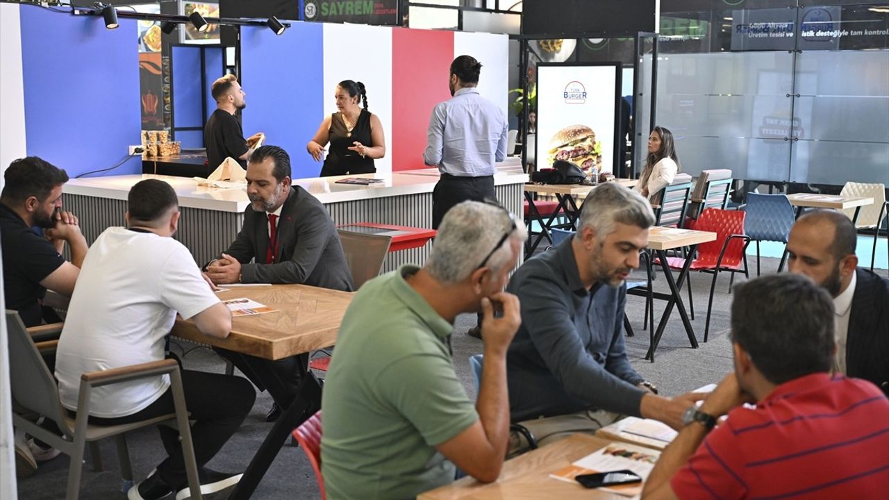 Ankara'da EXPO Bayilik ve İş Ortaklığı Fuarı Açıldı