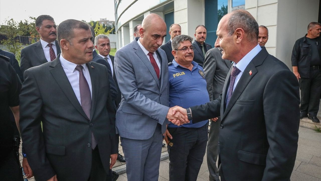 Antalya Emniyet Müdürlüğüne Atanan Zaimoğlu'na Veda Töreni