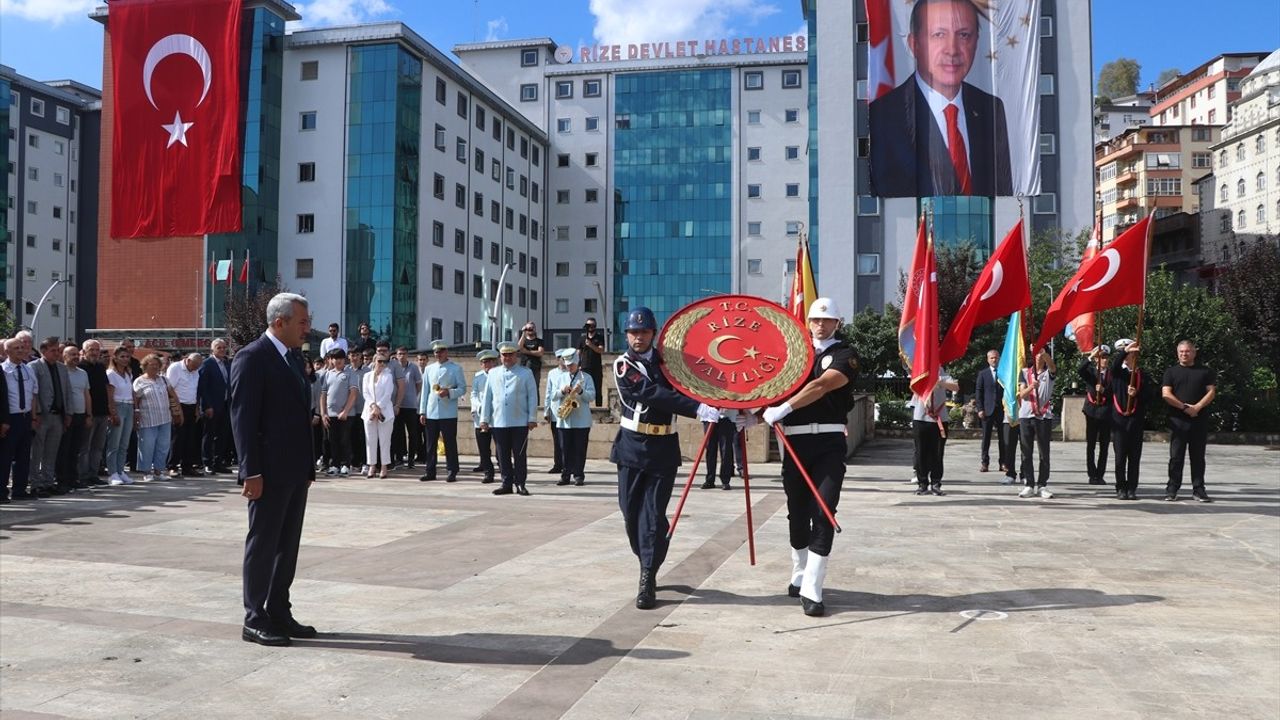 Atatürk'ün Rize'ye Gelişinin 101. Yıldönümü Kutlandı