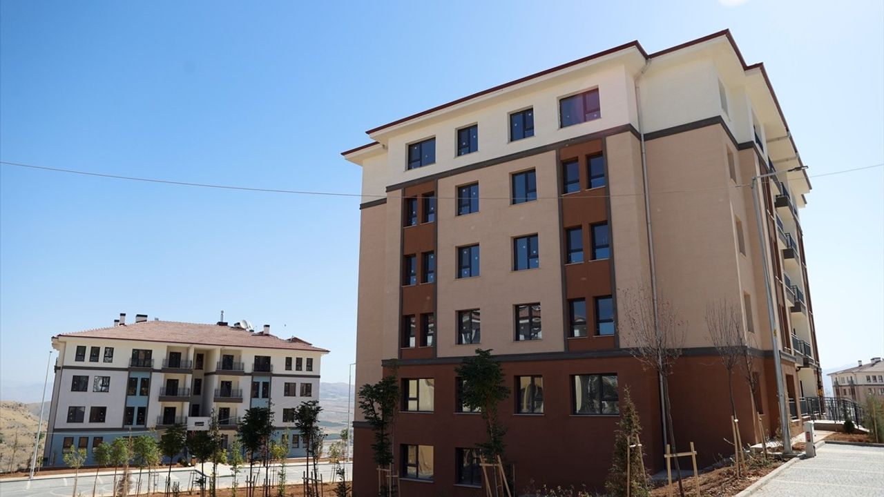 Bahçebaşı'nda 11 Bin Konut İnşaatı Devam Ediyor